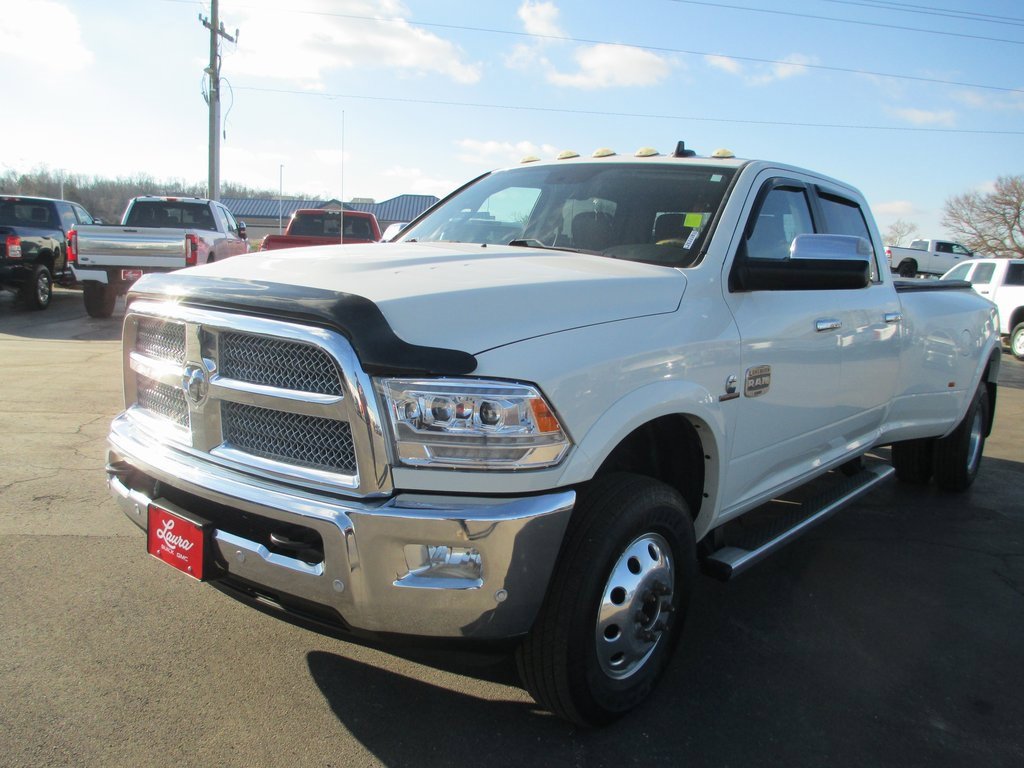 Used 2016 RAM 3500 Laramie Longhorn image 11