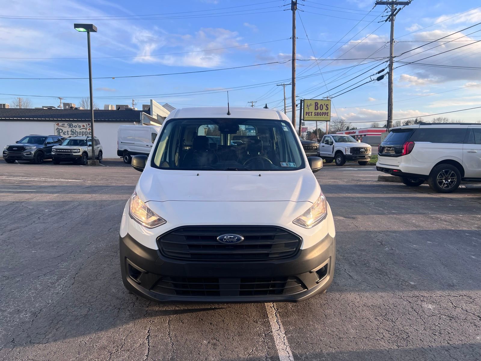 Used 2019 Ford Transit Connect XL image 3