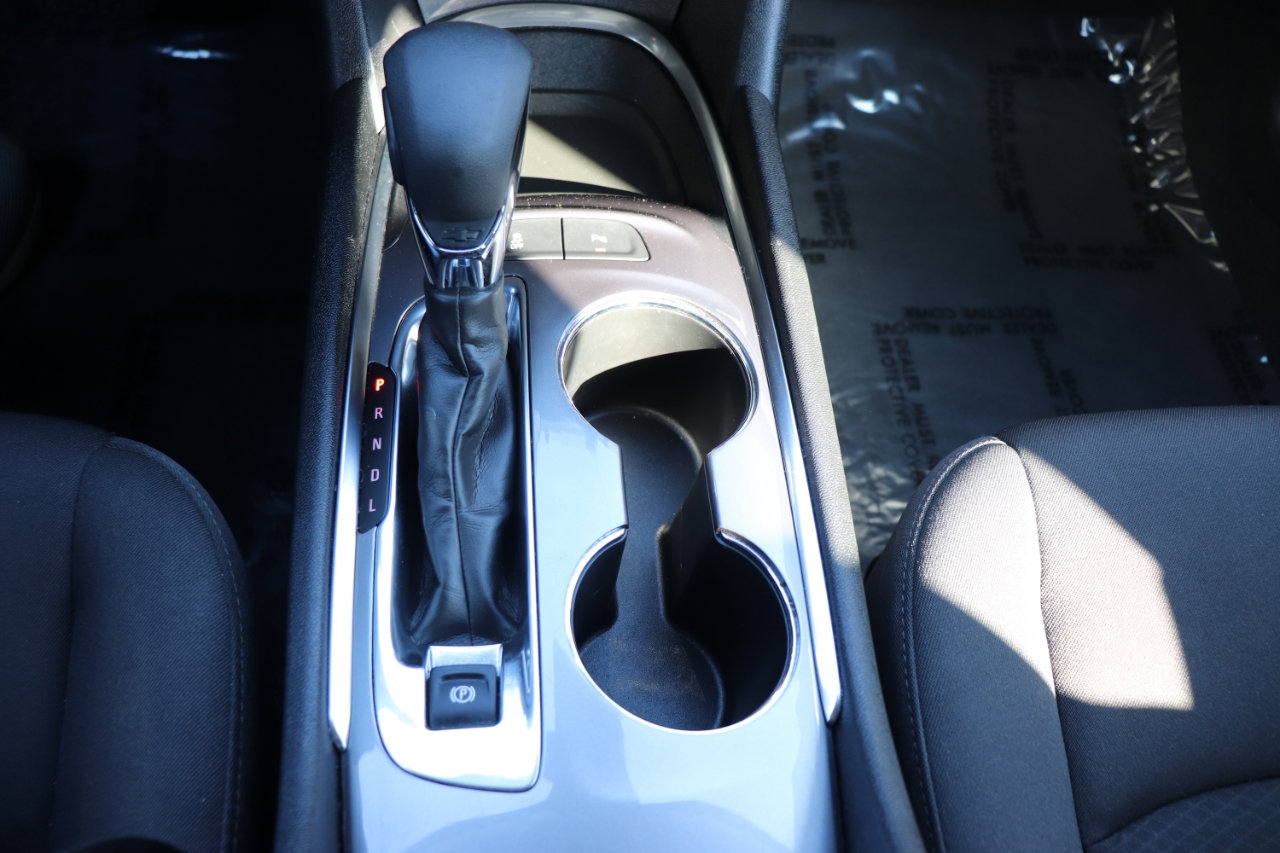 Used 2024 Chevrolet Malibu LT image 36