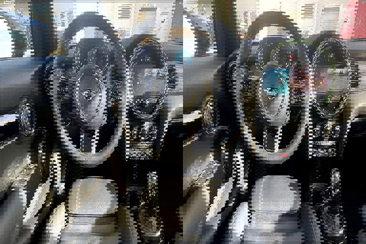 Certified 2024 MINI Cooper S image 5