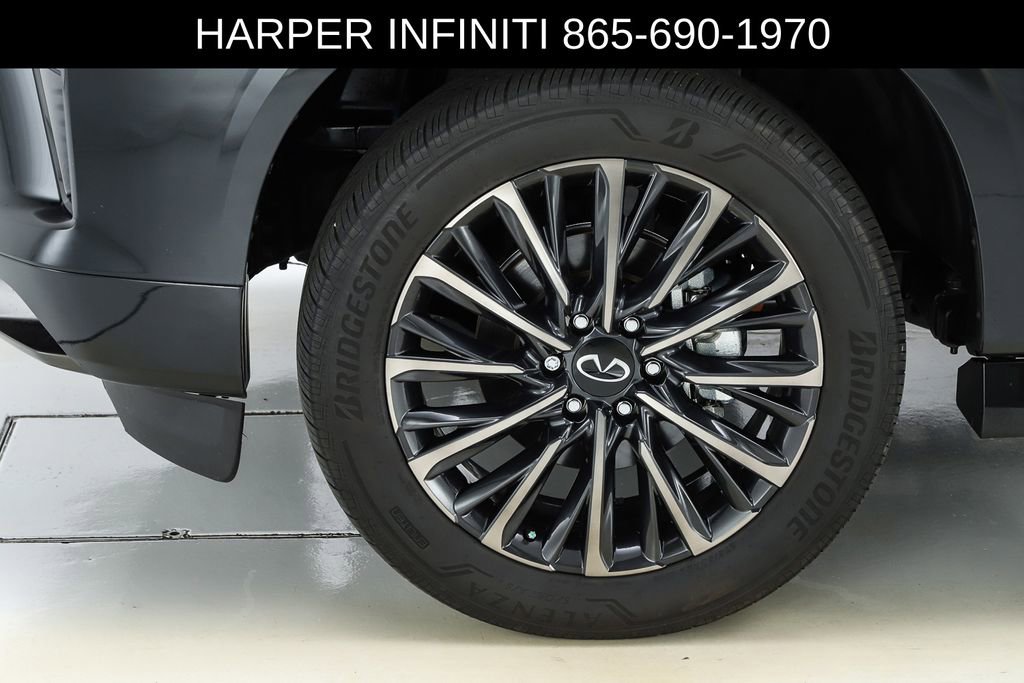 Used 2025 INFINITI QX80 Autograph AWD/4WD image 5