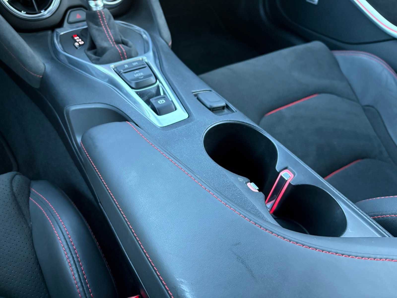 Used 2018 Chevrolet Camaro ZL1 image 15