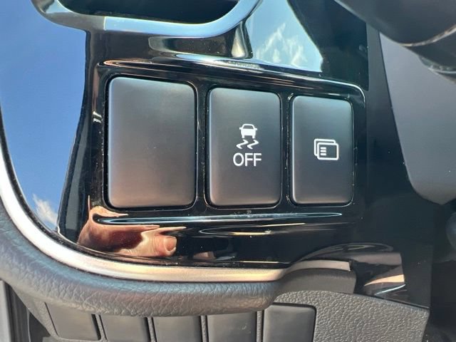 Used 2020 Mitsubishi Outlander ES FWD image 10