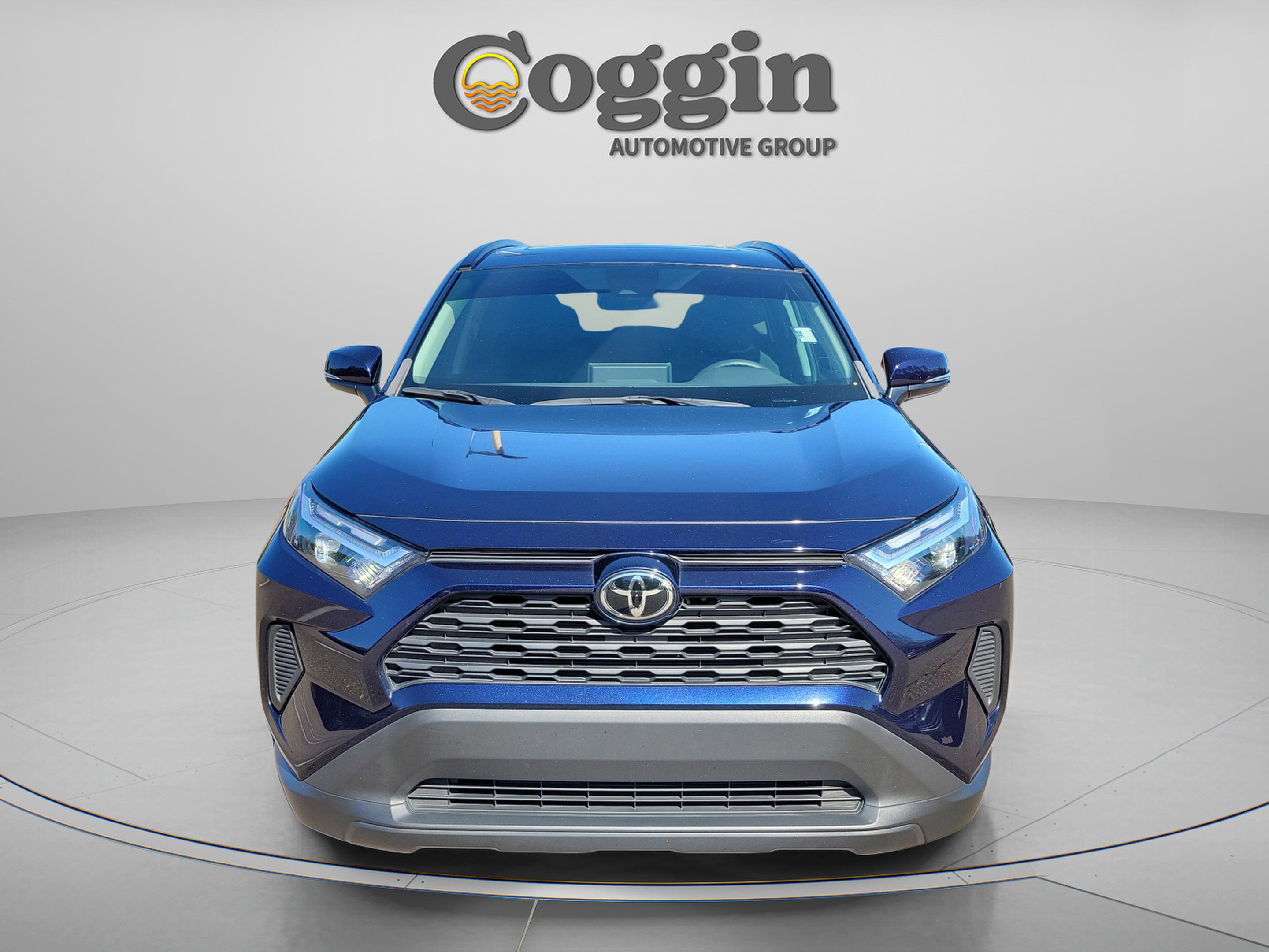 Used 2023 Toyota RAV4 XLE image 6