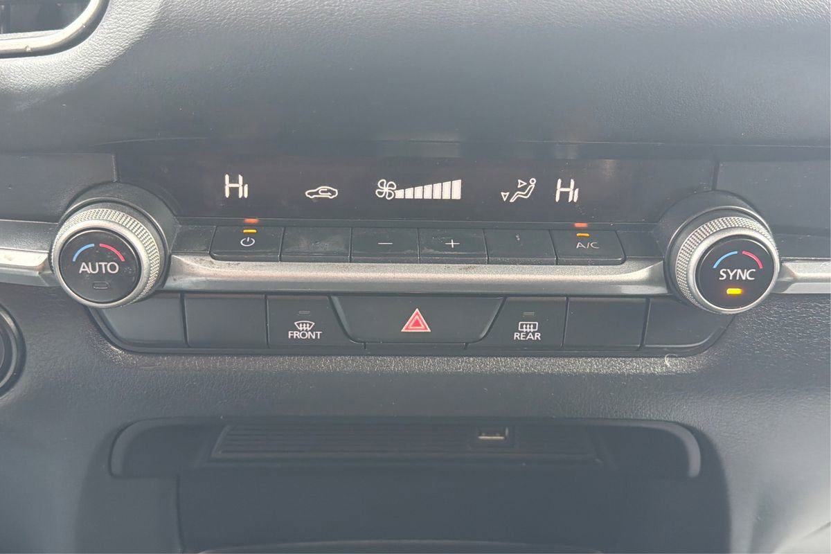 Used 2021 MAZDA CX-30 AWD 2.5 S w/ Select Package image 30