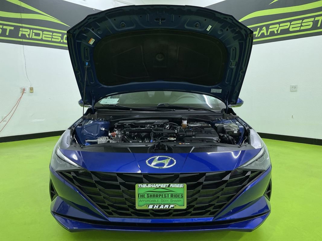 Used 2021 Hyundai Elantra SE image 4