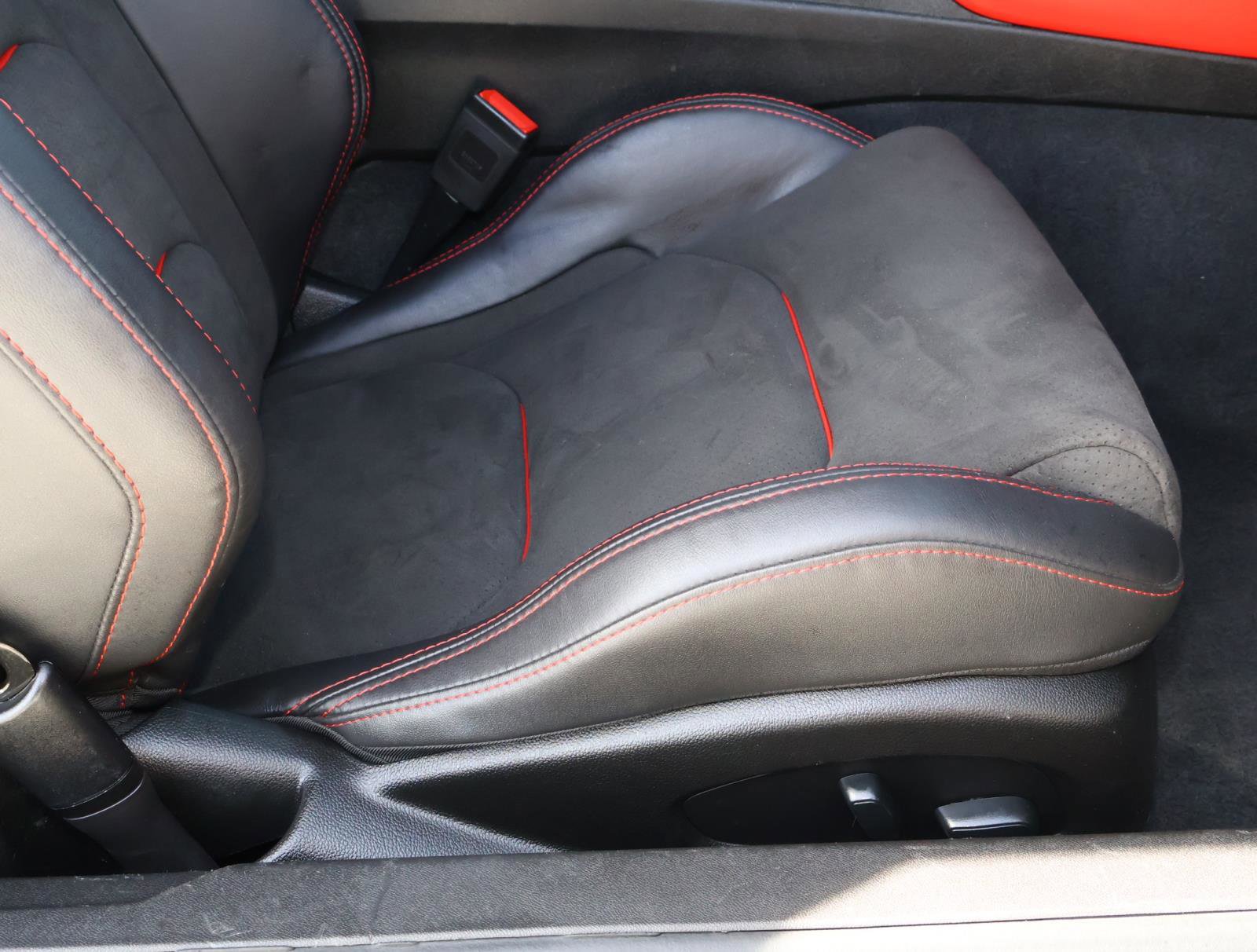 Used 2021 Chevrolet Camaro ZL1 image 15