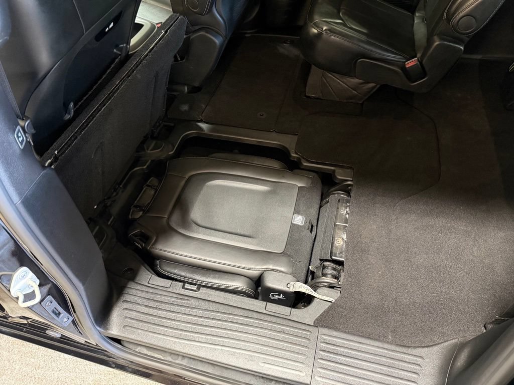 Used 2026 Chrysler Pacifica Select FWD image 29