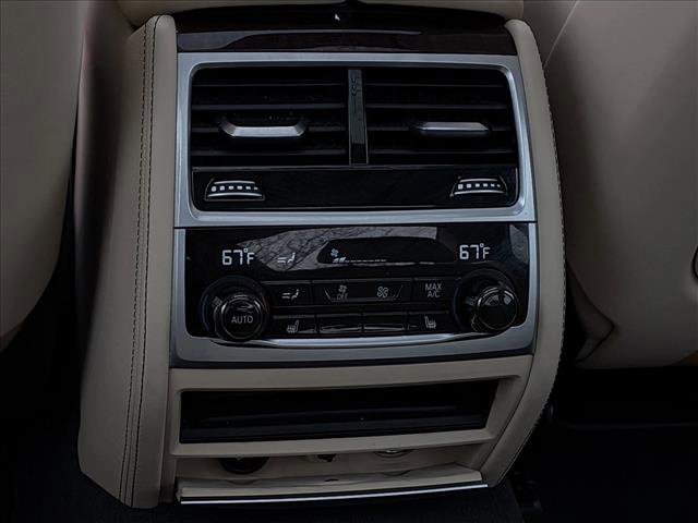 Used 2019 BMW 750i xDrive w/ Executive Package image 21