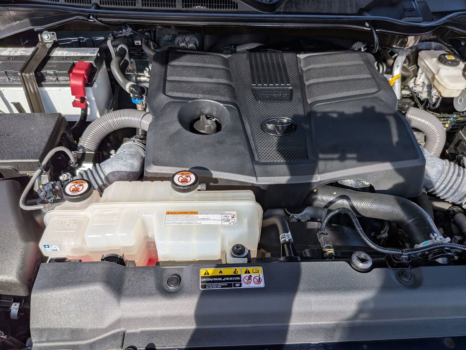 Used 2023 Toyota Tundra Platinum image 40