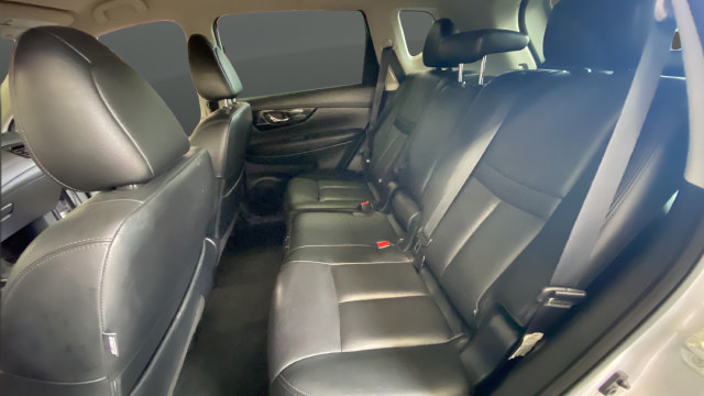 Used 2020 Nissan Rogue SL AWD/4WD image 23