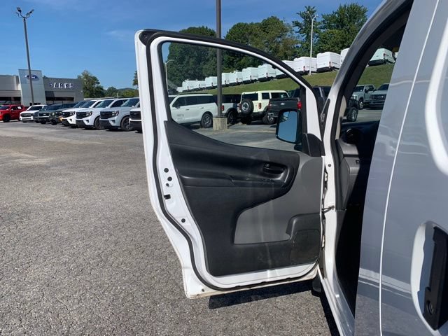 Used 2019 Nissan NV200 S w/ Back Door Glass Package FWD image 22