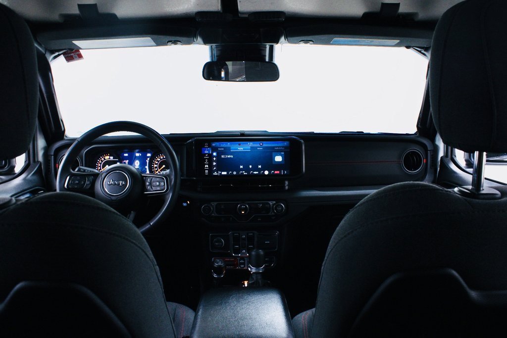 Used 2024 Jeep Wrangler Unlimited Rubicon image 20