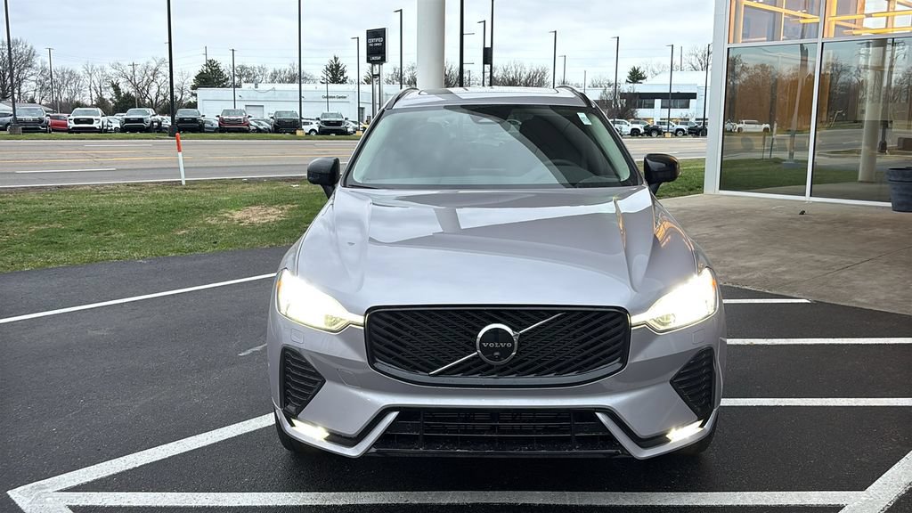 New 2026 Volvo XC60 B5 Plus w/ Climate Package AWD/4WD image 5