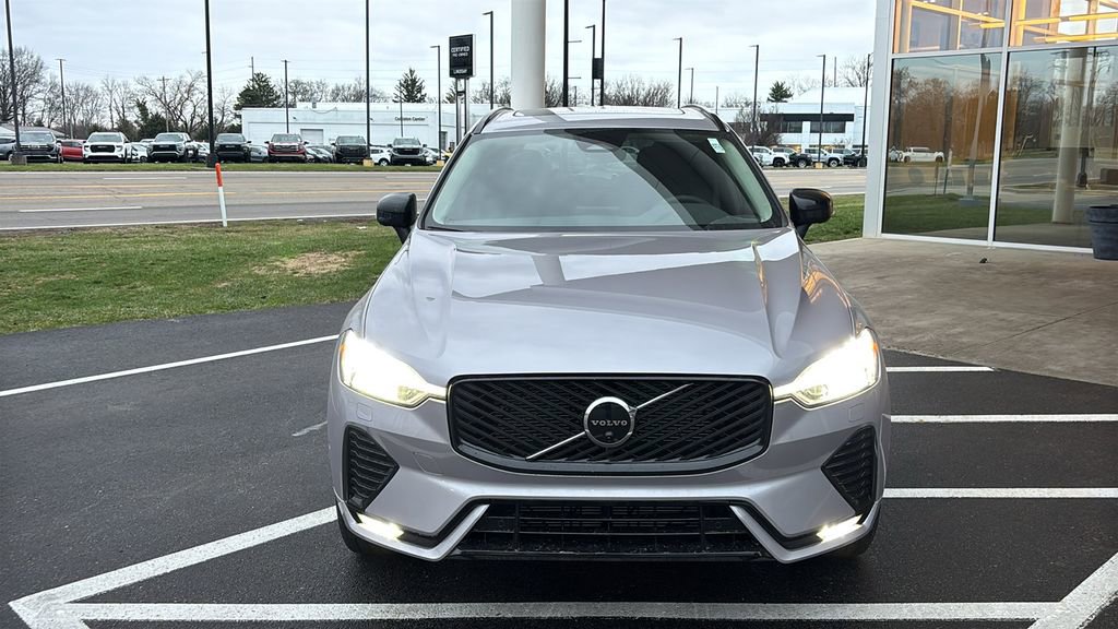 New 2026 Volvo XC60 B5 Plus w/ Climate Package AWD/4WD image 5