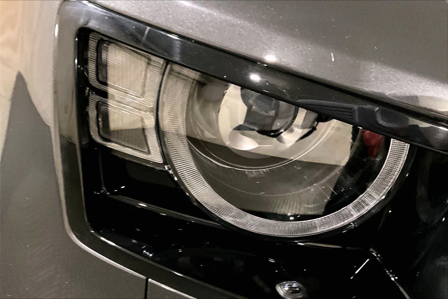 Used 2023 Land Rover Defender 130 X-Dynamic SE AWD/4WD image 26