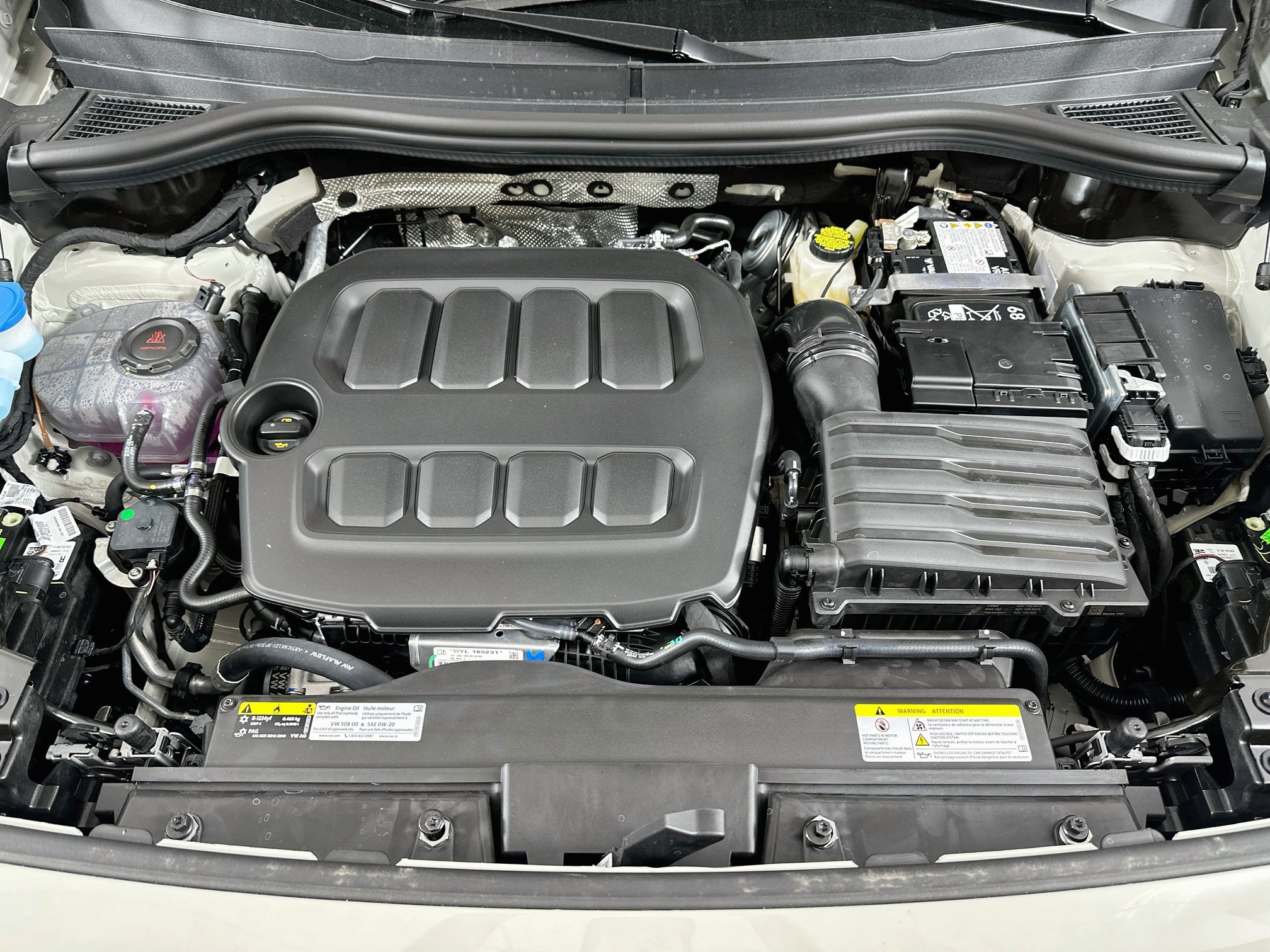 New 2026 Volkswagen Tiguan SE R-Line AWD/4WD image 28