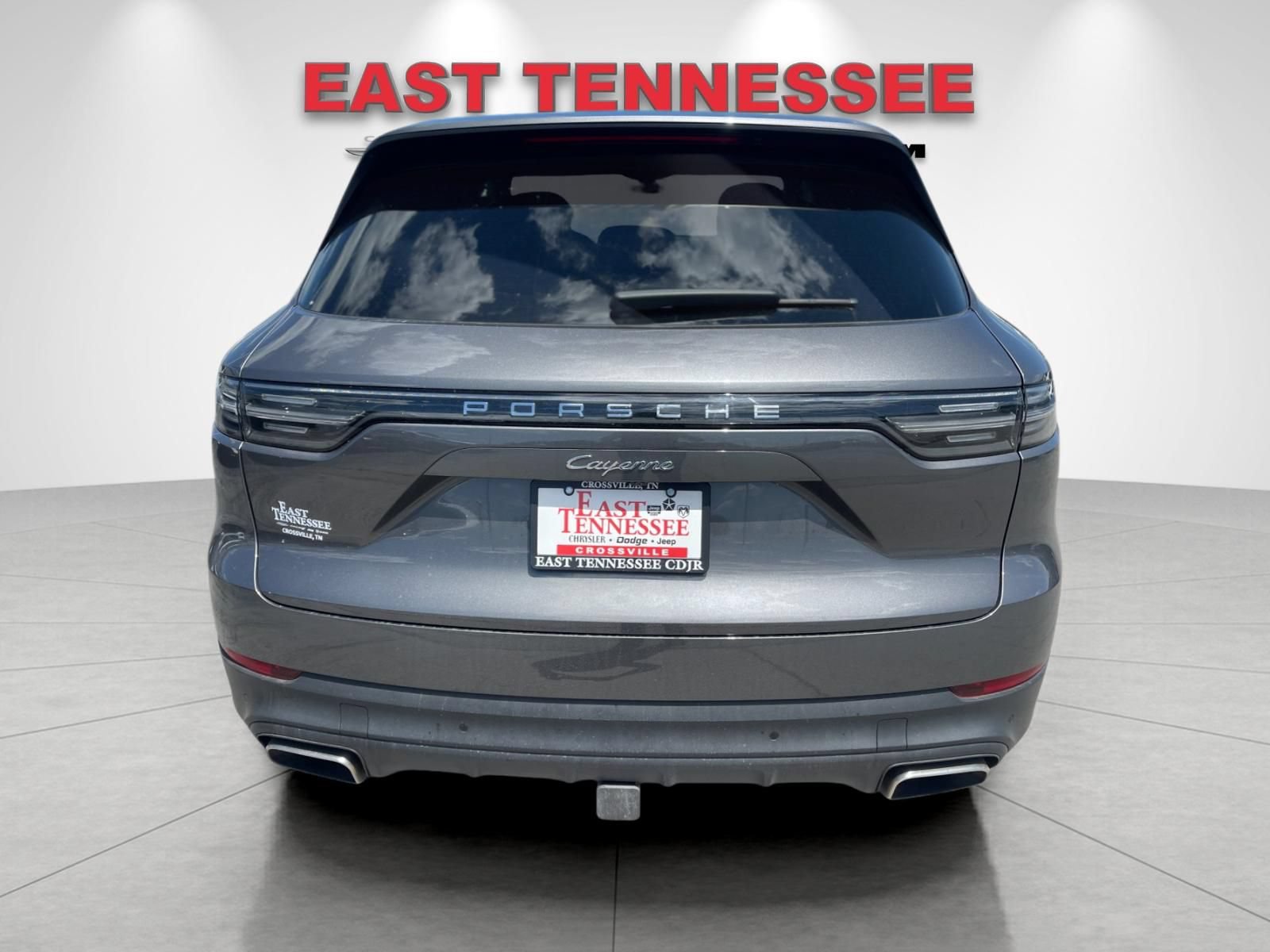 Used 2023 Porsche Cayenne AWD/4WD image 4