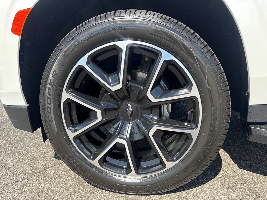 Certified 2023 Chevrolet Tahoe RST w/ Luxury Package AWD/4WD image 58