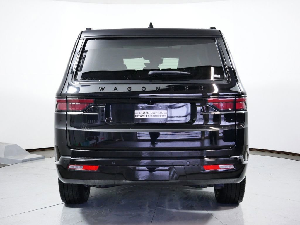 Used 2024 Jeep Wagoneer Series II image 9