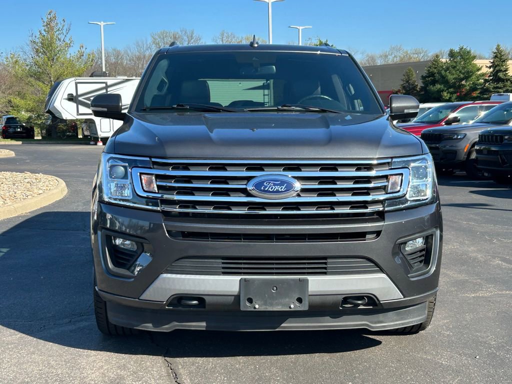 Used 2021 Ford Expedition XLT image 2