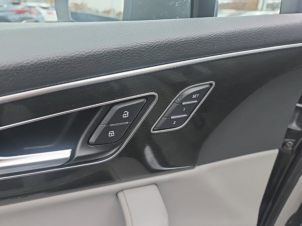 Used 2023 Audi Q7 3.0T Premium Plus image 17