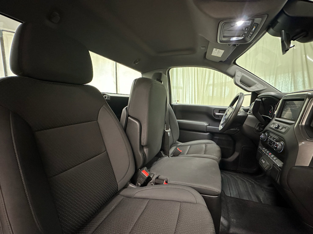 Used 2025 Chevrolet Silverado 1500 W/T RWD image 17