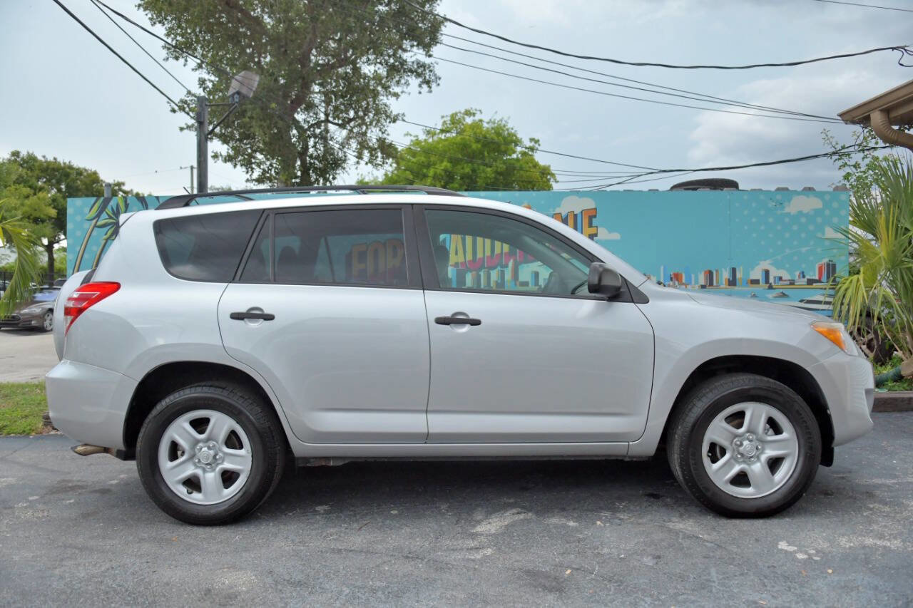 Used 2012 Toyota RAV4 FWD image 31