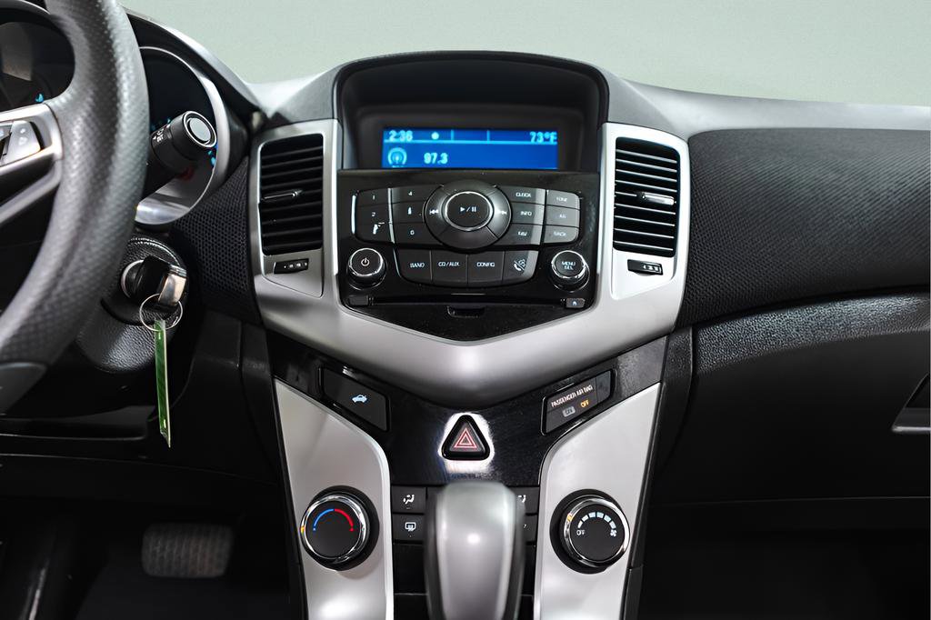 Used 2016 Chevrolet Cruze LT image 15