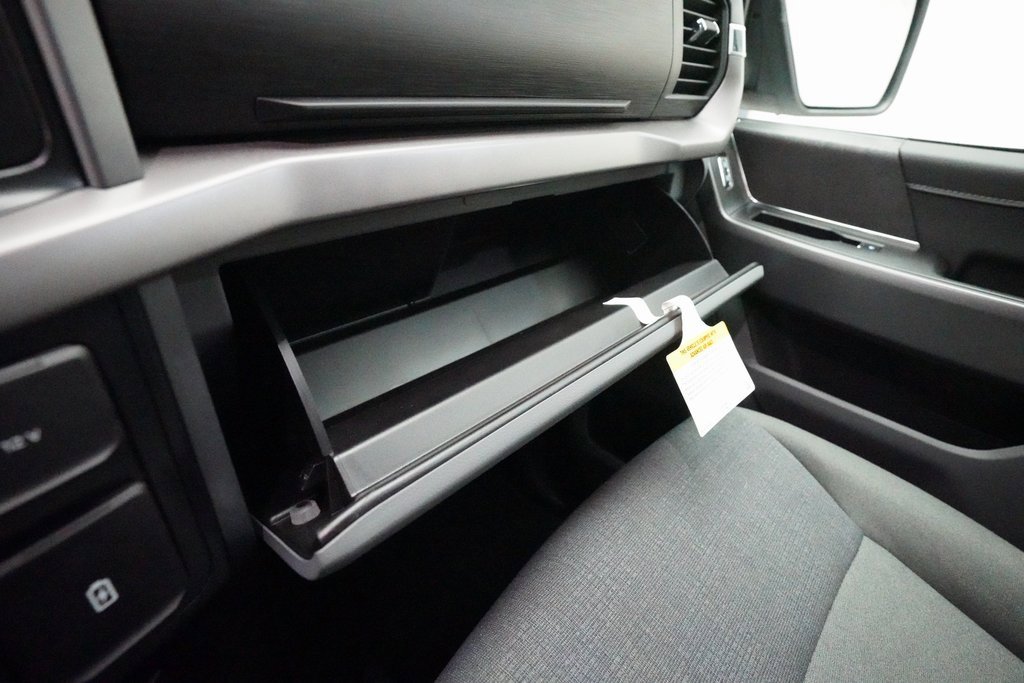 Used 2025 Ford F150 XLT w/ Equipment Group 301A Standard image 28