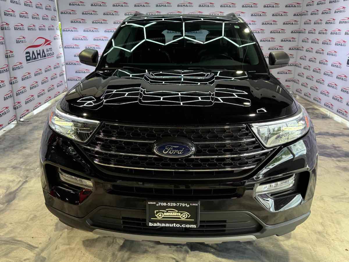 Used 2023 Ford Explorer XLT w/ Equipment Group 202A AWD/4WD image 62