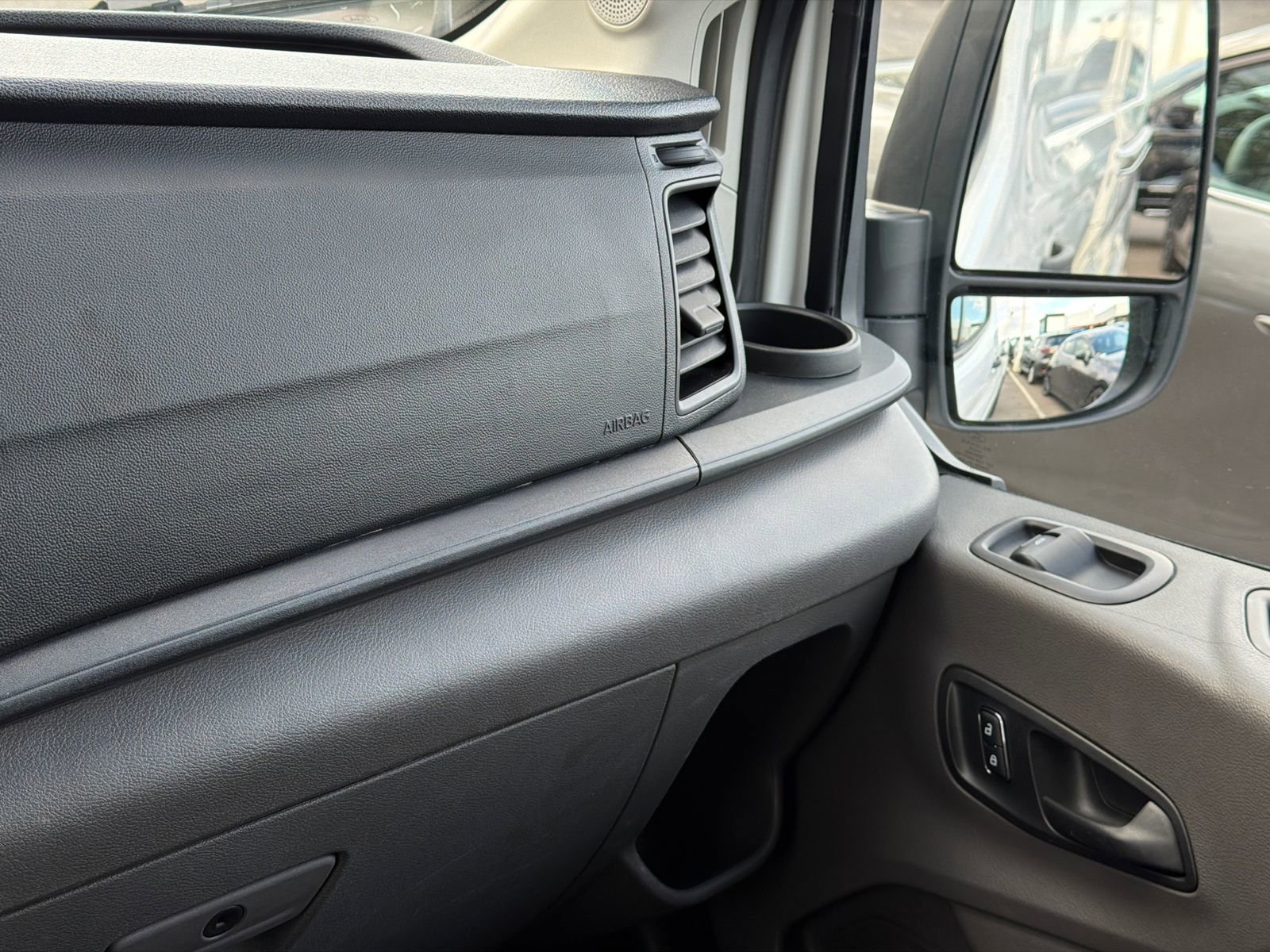 Used 2023 Ford Transit 250 Medium Roof image 31