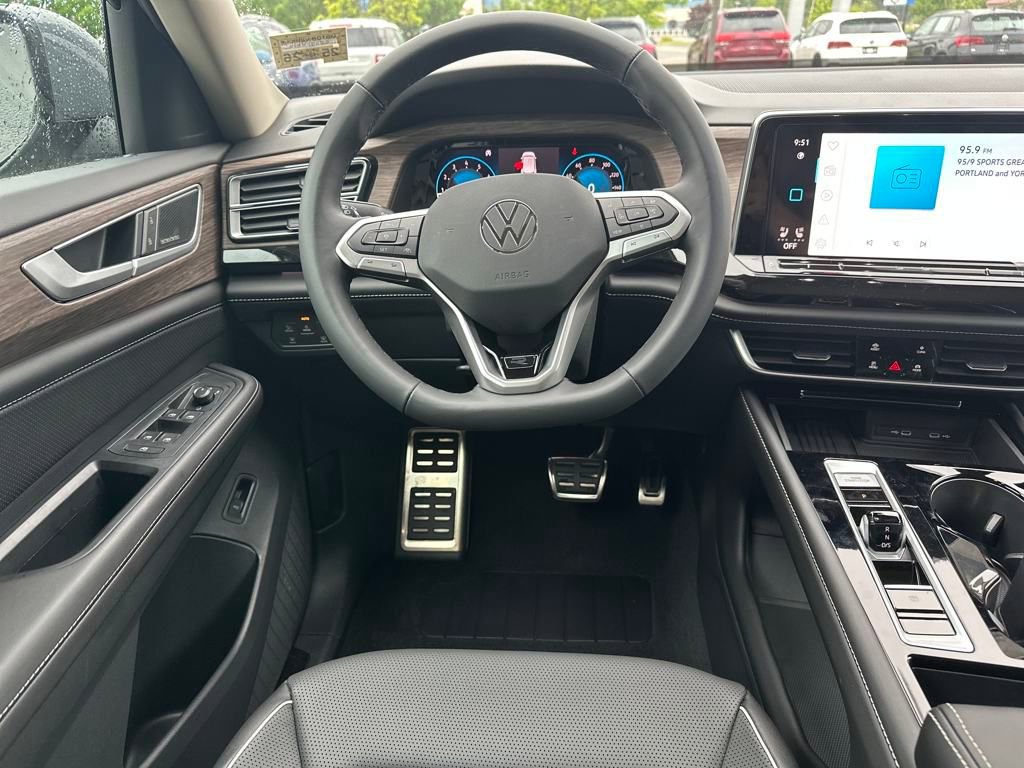 New 2025 Volkswagen Atlas SEL Premium R-Line image 13