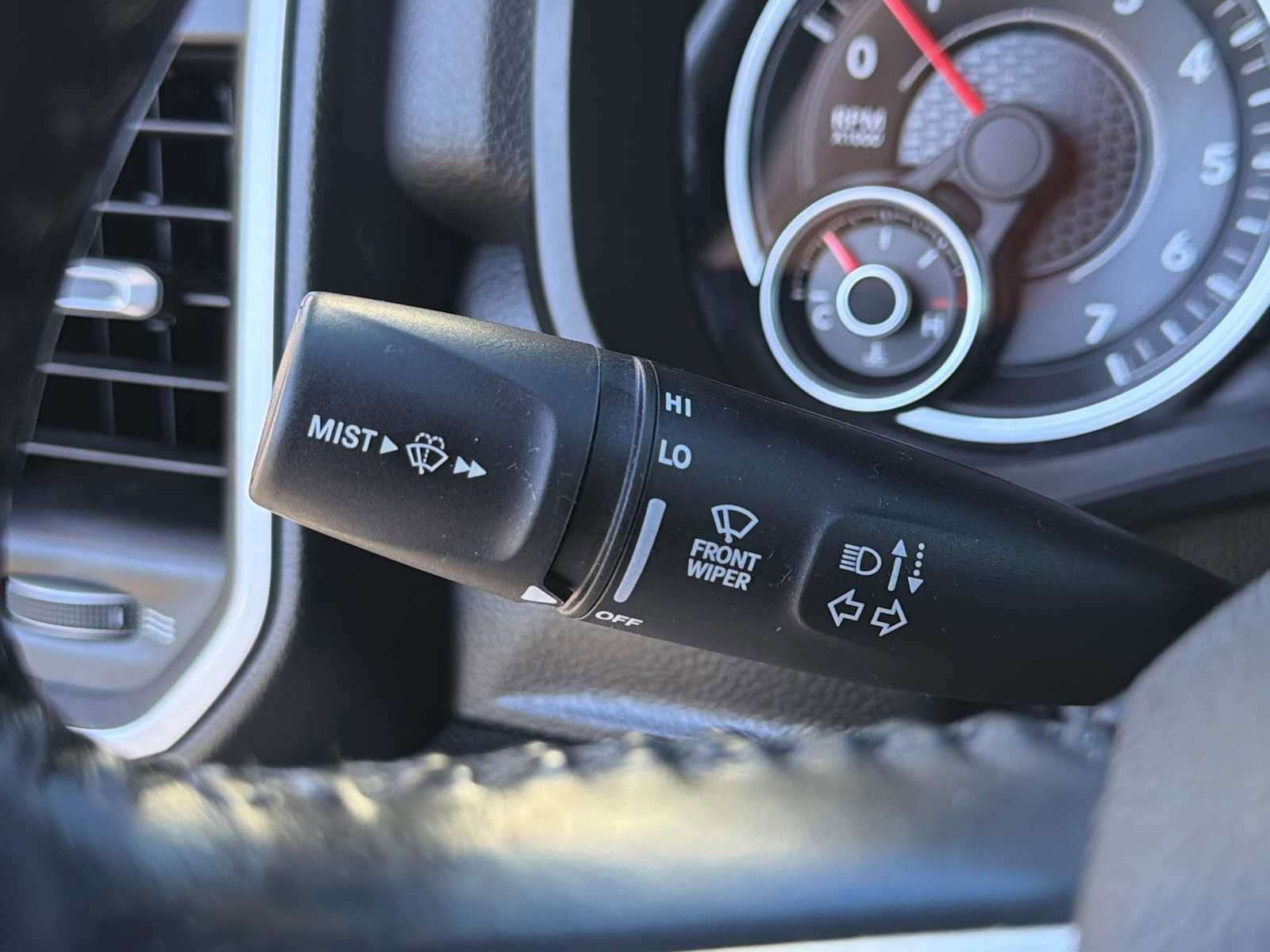 Used 2021 RAM 1500 Big Horn image 14