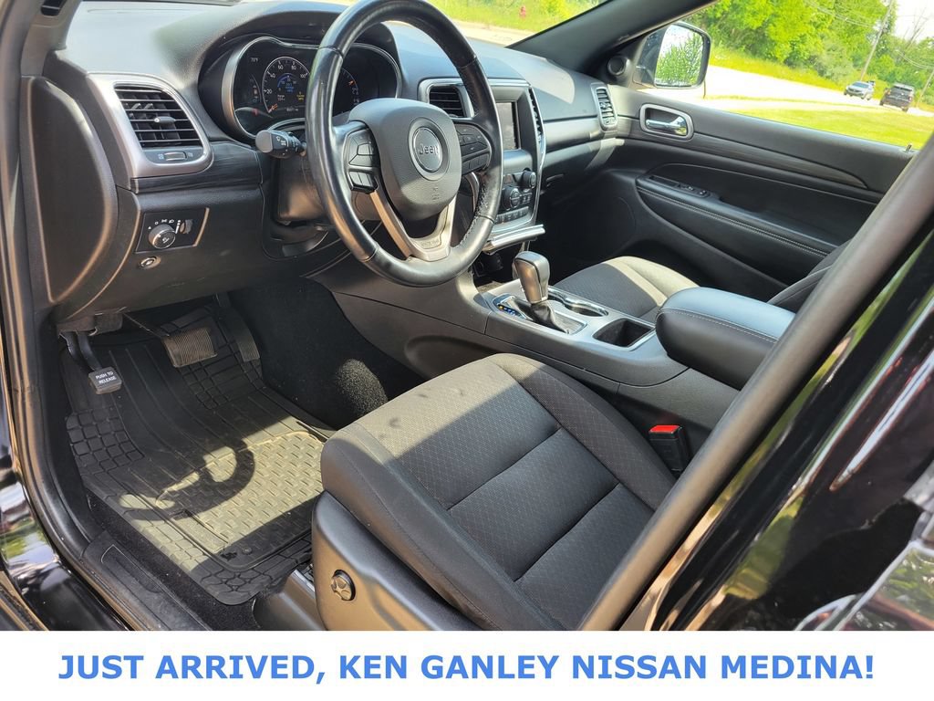 Used 2021 Jeep Grand Cherokee Freedom Edition AWD/4WD image 9