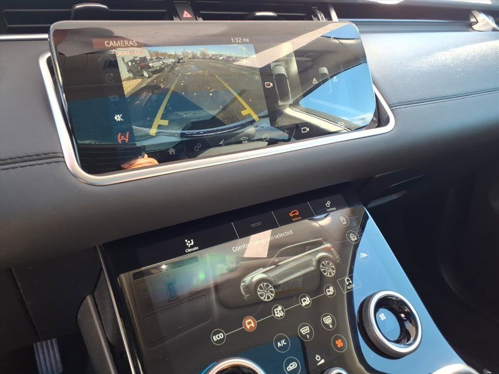 Used 2020 Land Rover Range Rover Evoque SE image 14