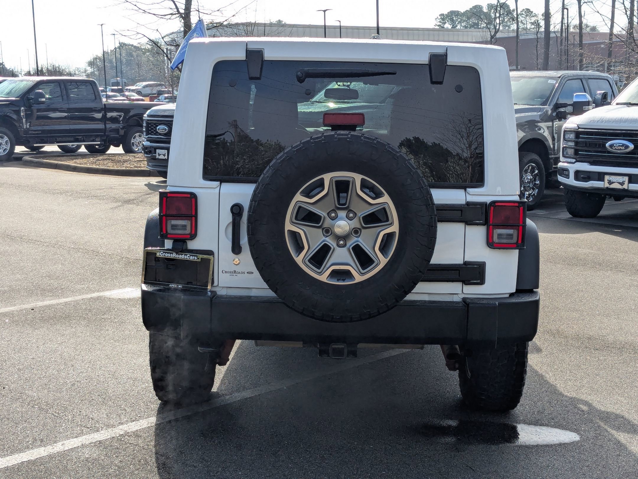 Used 2017 Jeep Wrangler Unlimited Rubicon w/ Connectivity Group image 5