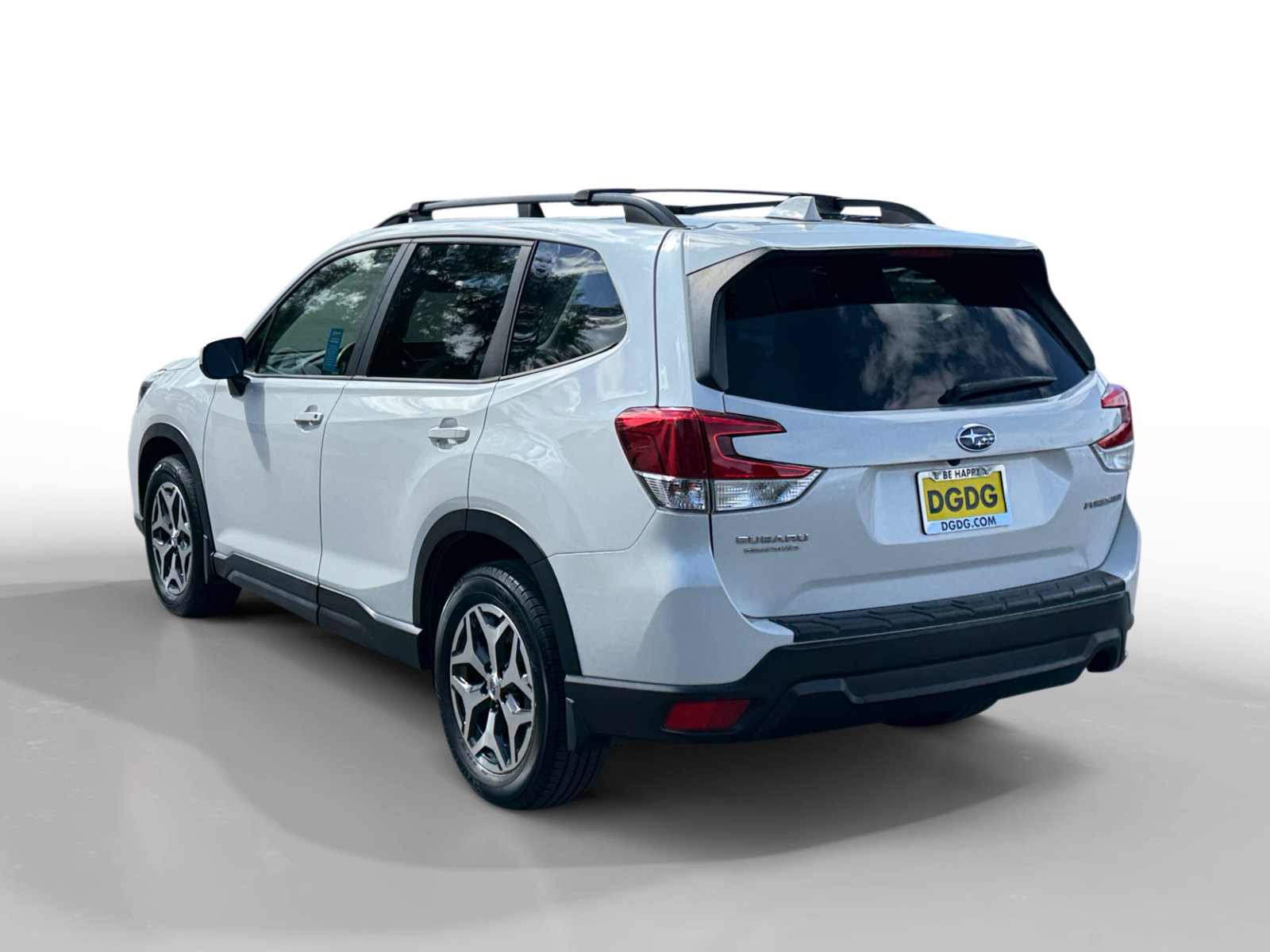 Used 2020 Subaru Forester Premium AWD/4WD image 3