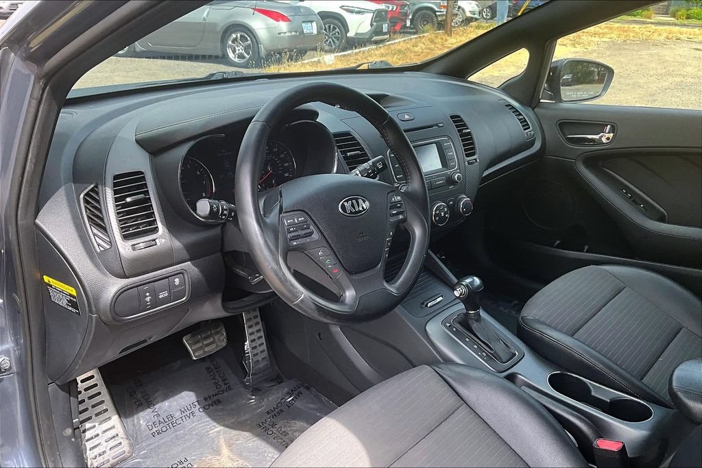 Used 2015 Kia Forte SX FWD image 18
