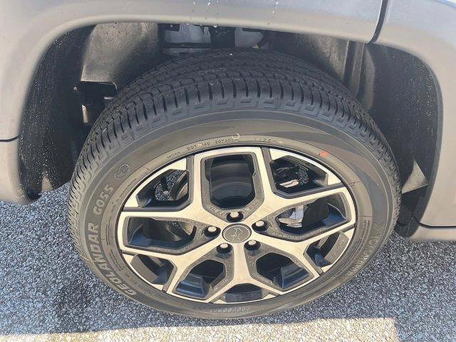 New 2026 Jeep Compass Limited image 17