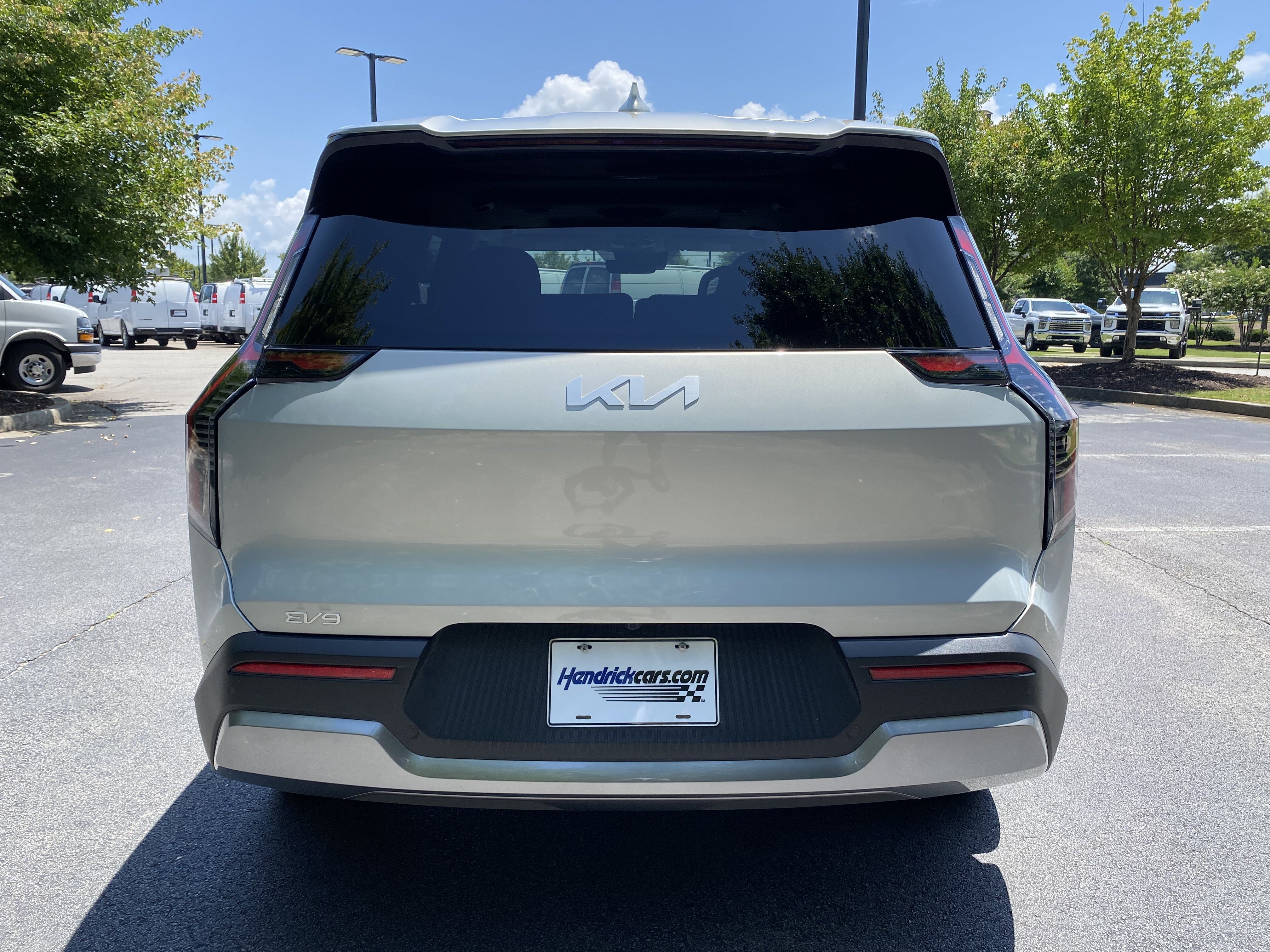Used 2026 Kia EV9 Light RWD image 8