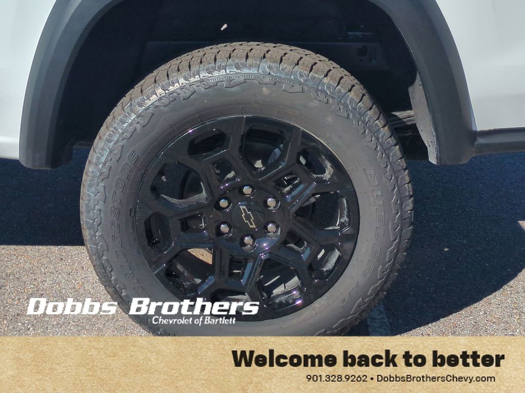 New 2026 Chevrolet Colorado Trail Boss w/ Off-Road Front Bumper Package image 32