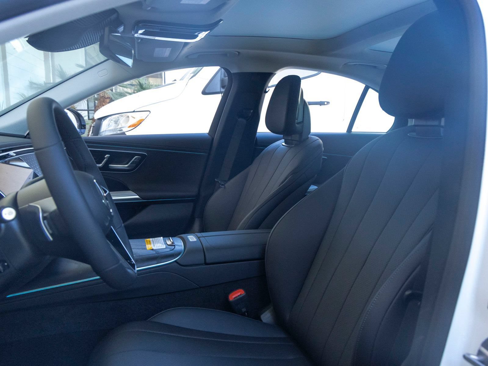 New 2026 Mercedes-Benz E 350 4MATIC Sedan image 13