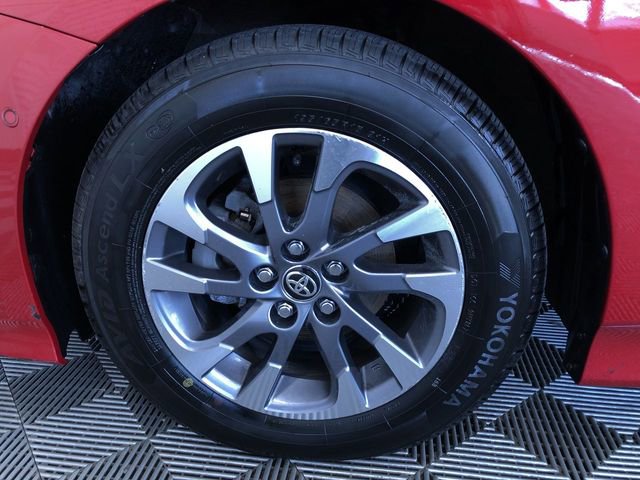 Certified 2022 Toyota Prius Limited w/ Premium Convenience Package FWD image 16