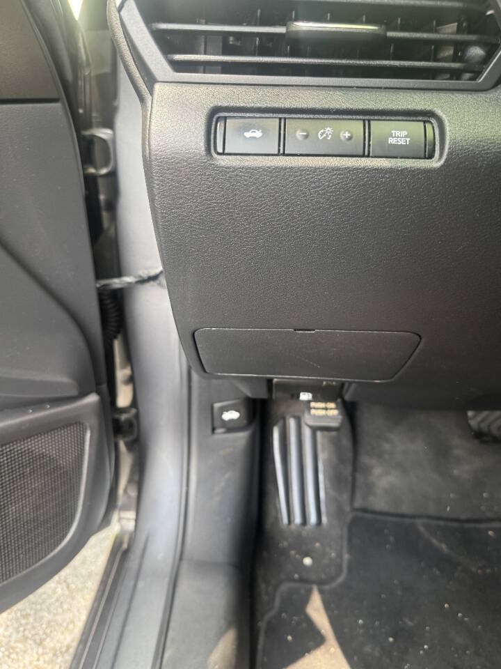 Used 2020 Nissan Altima 2.5 S FWD image 17