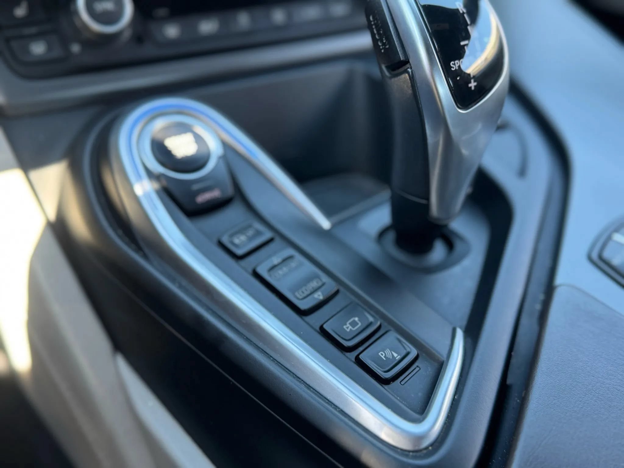 Used 2017 BMW i8 AWD/4WD image 29