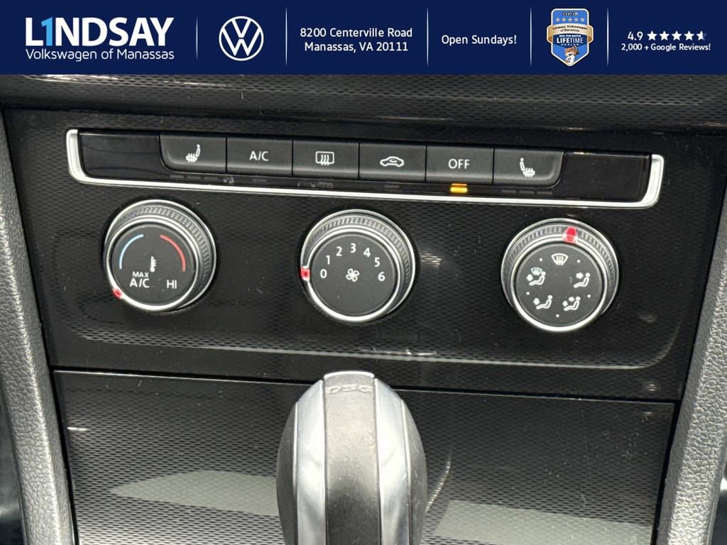 Used 2017 Volkswagen GTI SE image 15