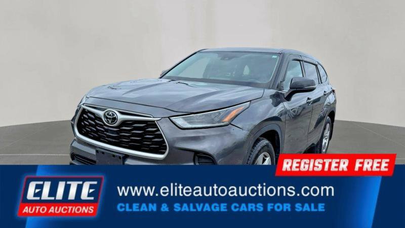 Used 2021 Toyota Highlander L image 4
