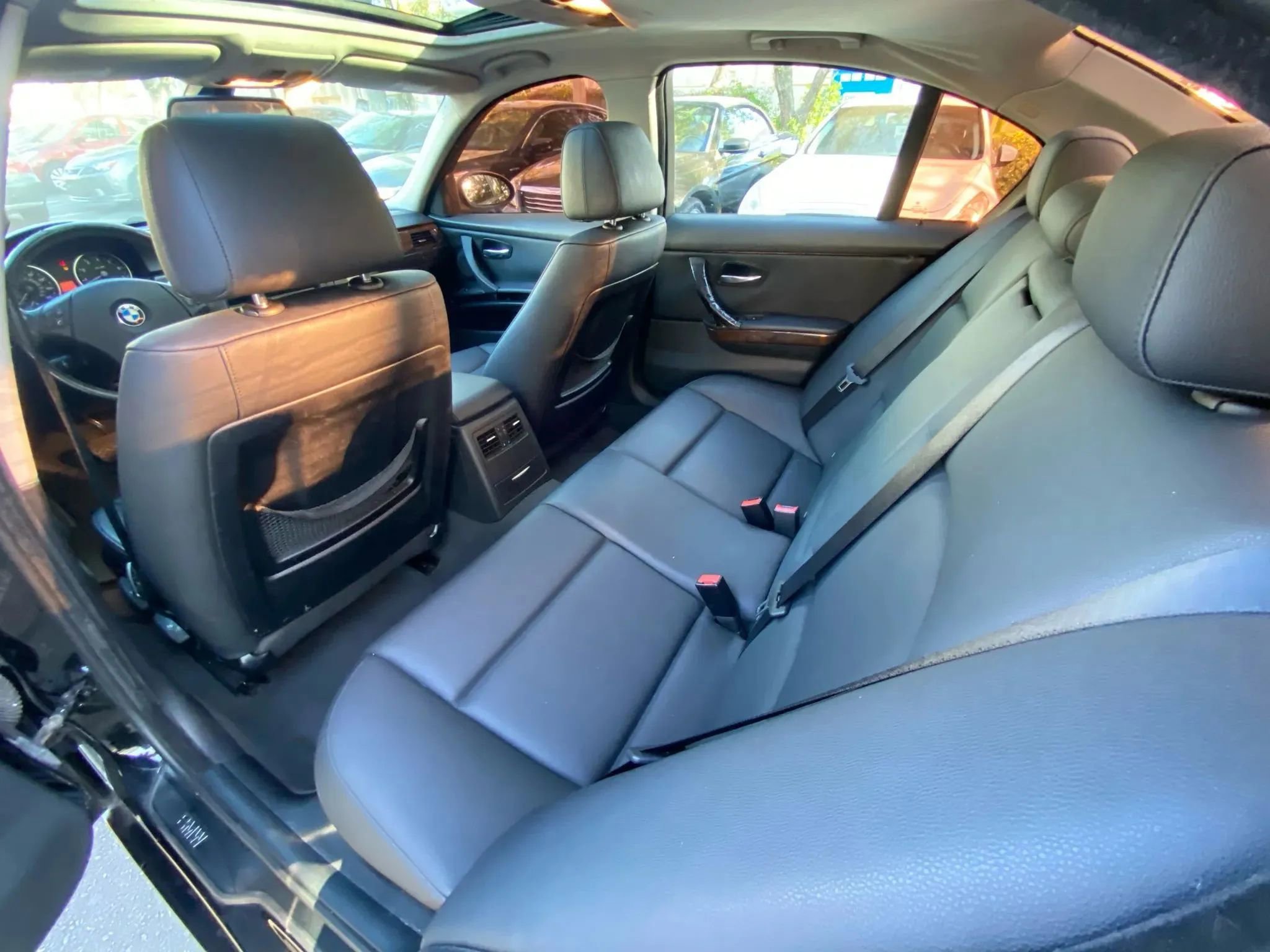 Used 2007 BMW 328i Sedan image 25