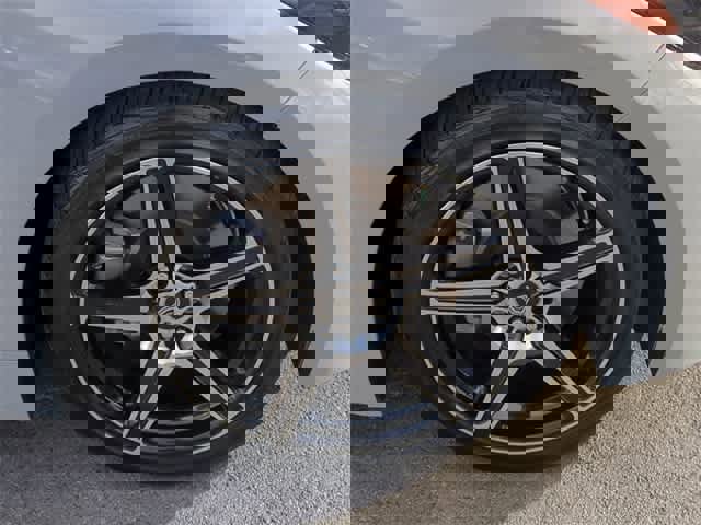 Used 2022 Kia Stinger GT-Line image 11